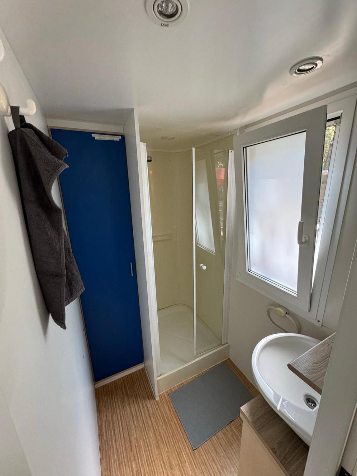 Sona Mobilhome Lido di Spina Esterno foto